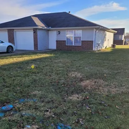 1505 W 8th Street Ter Apartment for rent in Knob Noster, MO