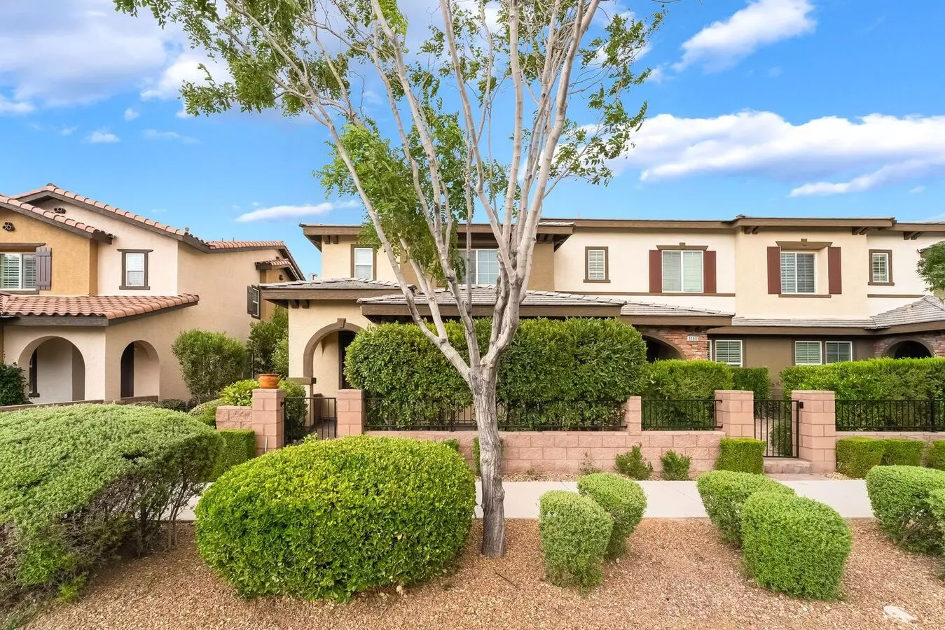 3182 Via Seranova House for rent in Henderson, NV