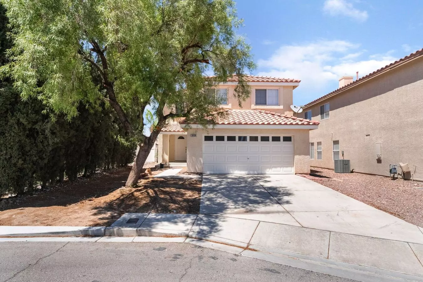 Spacious Two-story With Custom Touches! House for rent in Las Vegas, NV