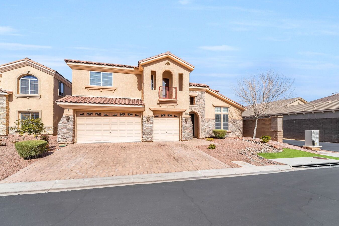 Fully Furnished Luxury Living With Expansive,... Apartments Henderson, NV
