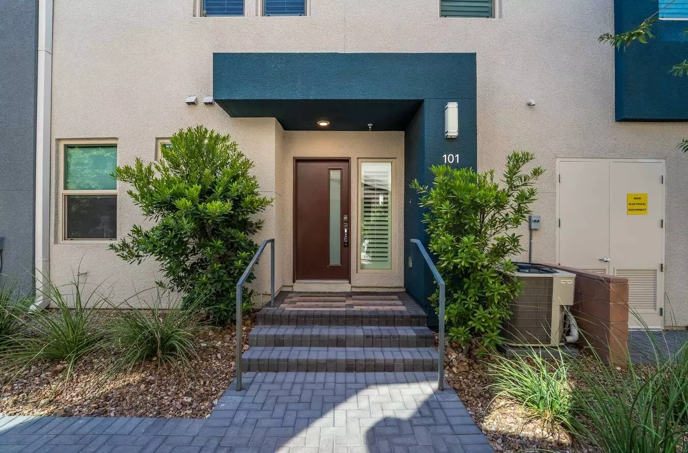 Gated Luxury Condo With Upscale Amenities! House for rent in Las Vegas, NV