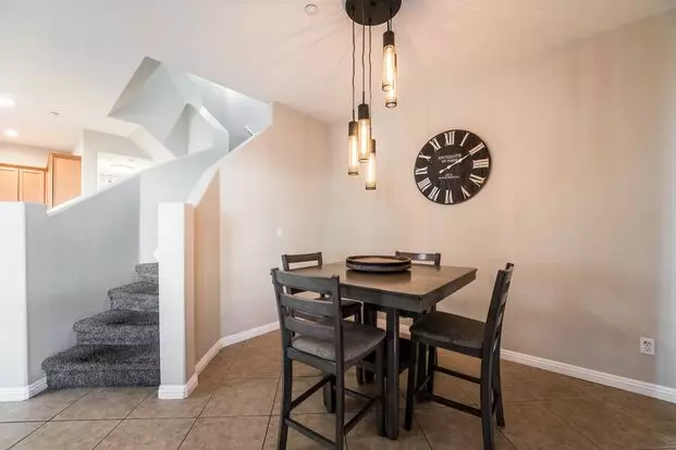 Beautiful Furnished 3 Bedroom Townhouse! Apartment for rent in Las Vegas, NV