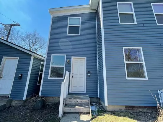 Centennial Place Apartment for rent in Lafayette, IN