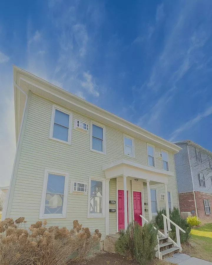 1015-1017 Ferry Apartment for rent in Lafayette, IN