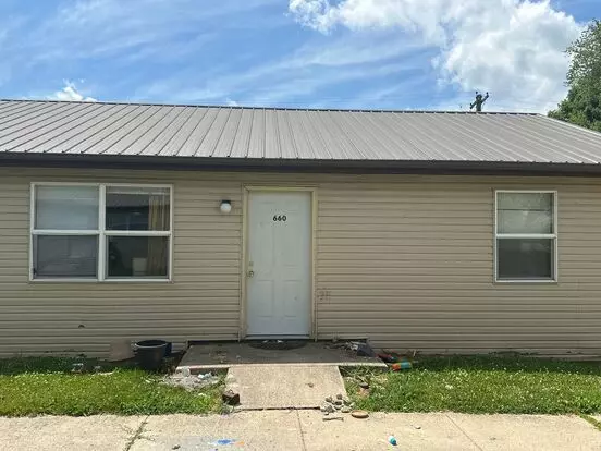 Water Street Apartments Apartment for rent in Hillsboro, IN