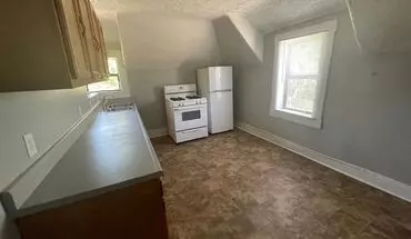 3 of 10 1001 - 1005 N 6th Street Apartment for rent in Lafayette, IN