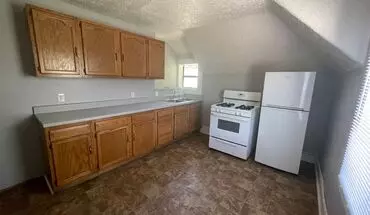 4 of 10 1001 - 1005 N 6th Street Apartment for rent in Lafayette, IN