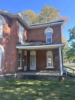 325-329 Pontiac St Apartment for rent in Rochester, IN 325-329 Pontiac St Apartment for rent in Rochester, IN