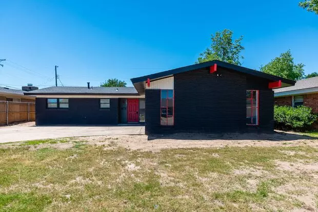 Fully Renovated 3-bedroom Home In Bethany – Sleek Modern Finishes & Open Concept Living! Apartment for rent in Bethany, OK