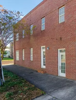 319- B North Fourth St Apartment for rent in Wilmington, NC