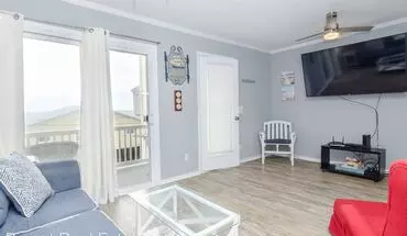 5 of 18 1004 Carolina Beach Ave Unit B2 S House for rent in Carolina Beach, NC