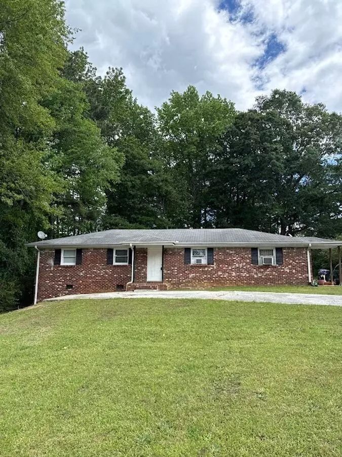 135 Sheila Ln Apartment for rent in Powder Springs, GA