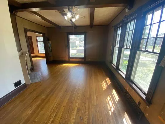 1544 D St Apartment for rent in Lincoln, NE