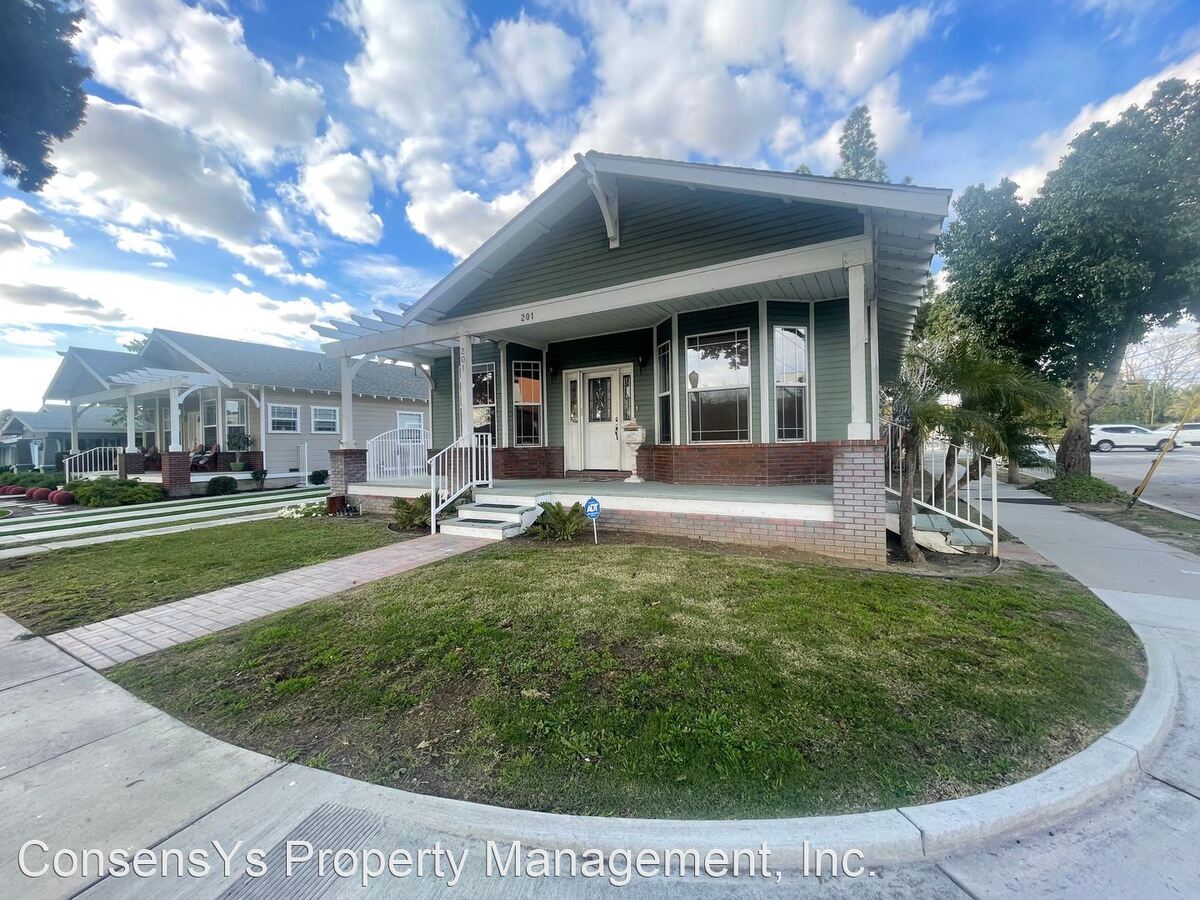 201 W Whiting Ave Fullerton, CA House for Rent Rentable