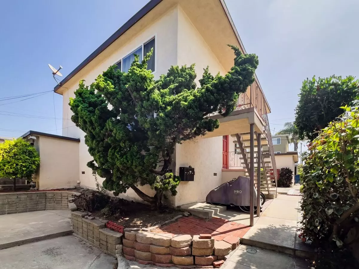 224 Arena St Apartment for rent in El Segundo, CA