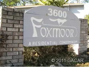 2 of 3 Foxmoor 2-2.5 Townhouse House for rent in Gainesville, FL