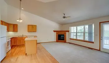 2 of 45 Woodridge Estates Townhomes Apartment for rent in Coralville, IA