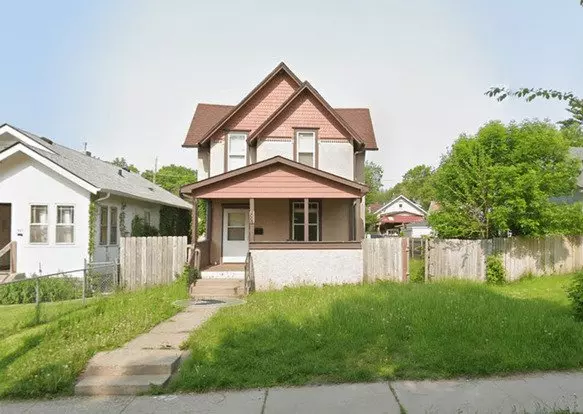 Huge 4 Br + Den In Minneapolis! Apartment for rent in Minneapolis, MN Huge 4 Br + Den In Minneapolis! Apartment for rent in Minneapolis, MN