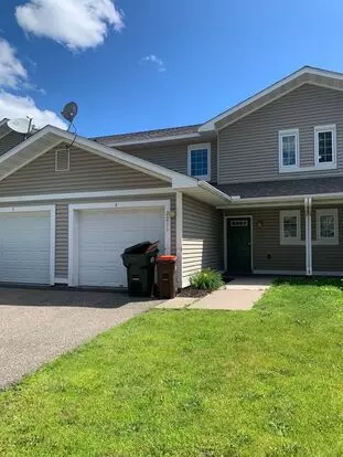 2211 Van Dyke St Apartment for rent in Maplewood, MN