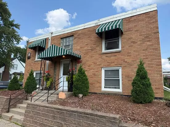 752 Mount Curve Blvd Apartment for rent in St Paul, MN