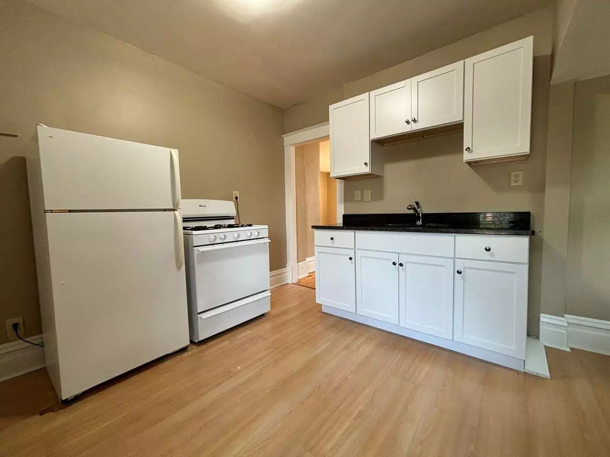 5016 Xerxes Ave S Apartment for rent in Minneapolis, MN