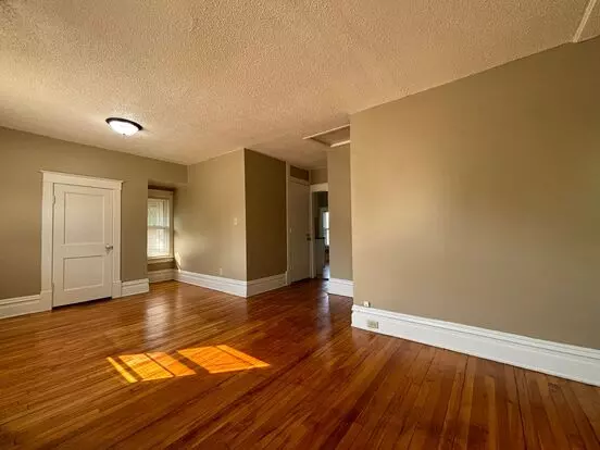 5016 Xerxes Ave S Apartment for rent in Minneapolis, MN