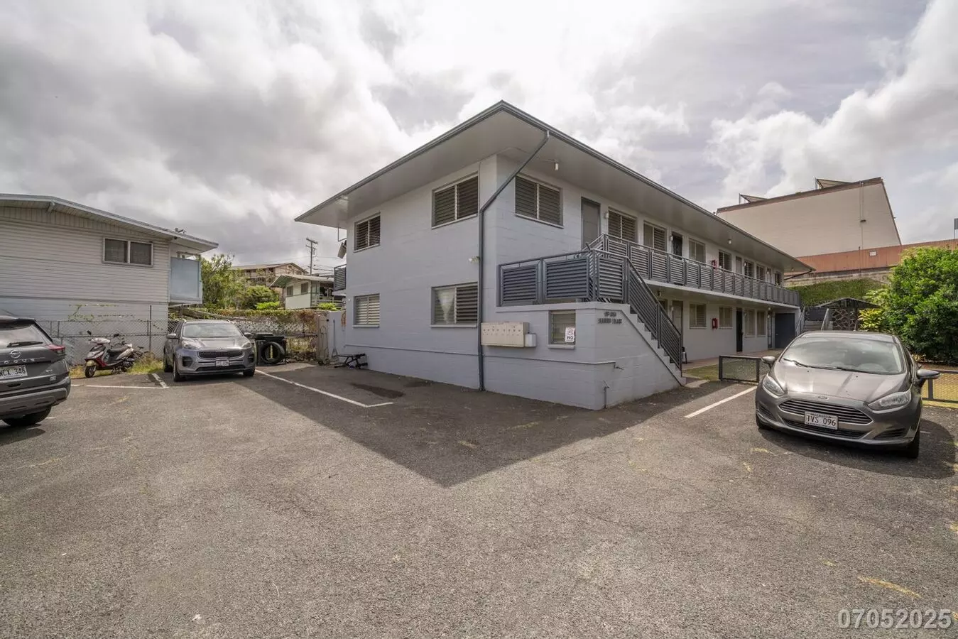 Available Now! 2 Bd / 1 Ba / 1 Parking Stall In Aiea House for rent in Aiea, HI