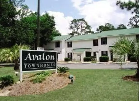 2 Bedroom/1.5bath Townhome On Bemiss Apartment for rent in Valdosta, GA