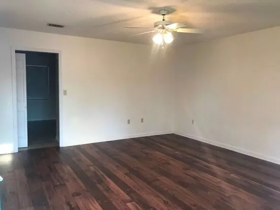 Nice 2 Bedroom/2 Bath Duplex!!! Apartment for rent in Valdosta, GA