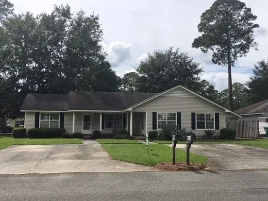 2306 Pineview Dr Apartment for rent in Valdosta, GA