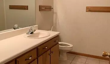 4 of 7 2306 Pineview Dr Apartment for rent in Valdosta, GA