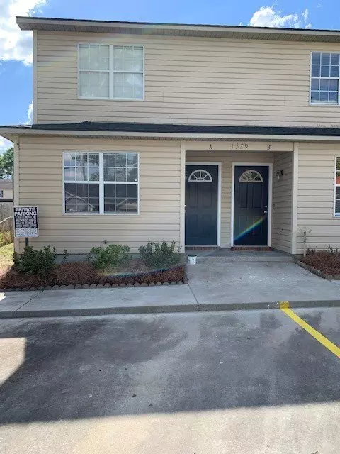 2 Bedroom Townhome In Remerton! Close To Vsu! House for rent in Remerton, GA