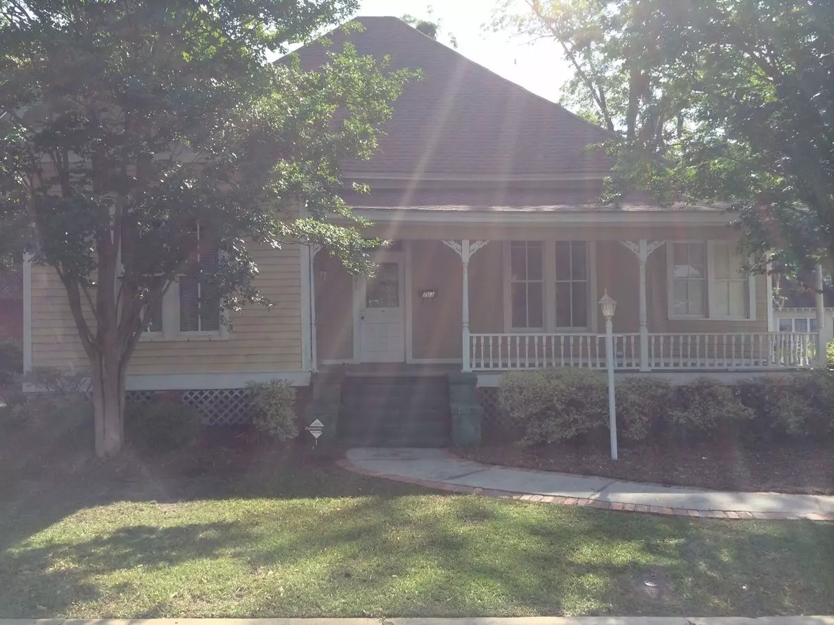 3 Bedroom, 2 Bath Historic Home Near Downtown Valdosta House for rent in Valdosta, GA