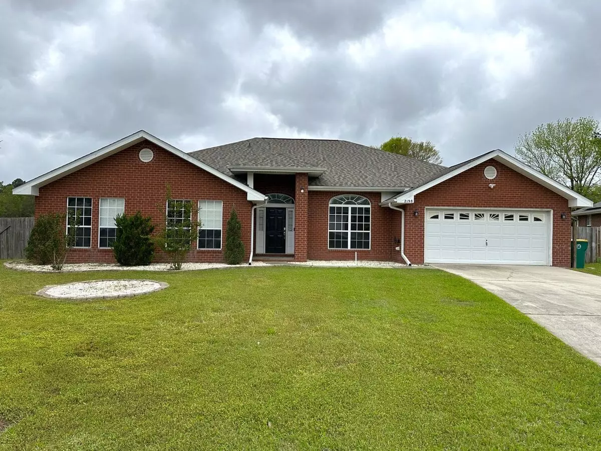Central Location House for rent in Crestview, FL