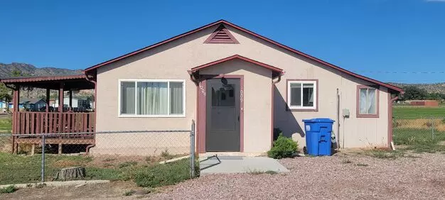 1009 Tennessee Ave Apartment for rent in Canon City, CO