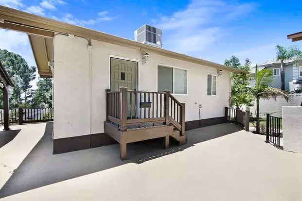 San Antonio Heights Accessory Dwelling Unit (adu )2/1 With Gated And Separate Entrance For Lease! Apartment for rent in Upland, CA
