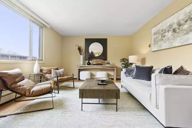 Luxury Style Apartments Tucket In Quiet Residential Neighborhood Minutes From Downtown Apartment for rent in Golden Valley, MN Luxury Style Apartments Tucket In Quiet Residential Neighborhood Minutes From Downtown Apartment for rent in Golden Valley, MN