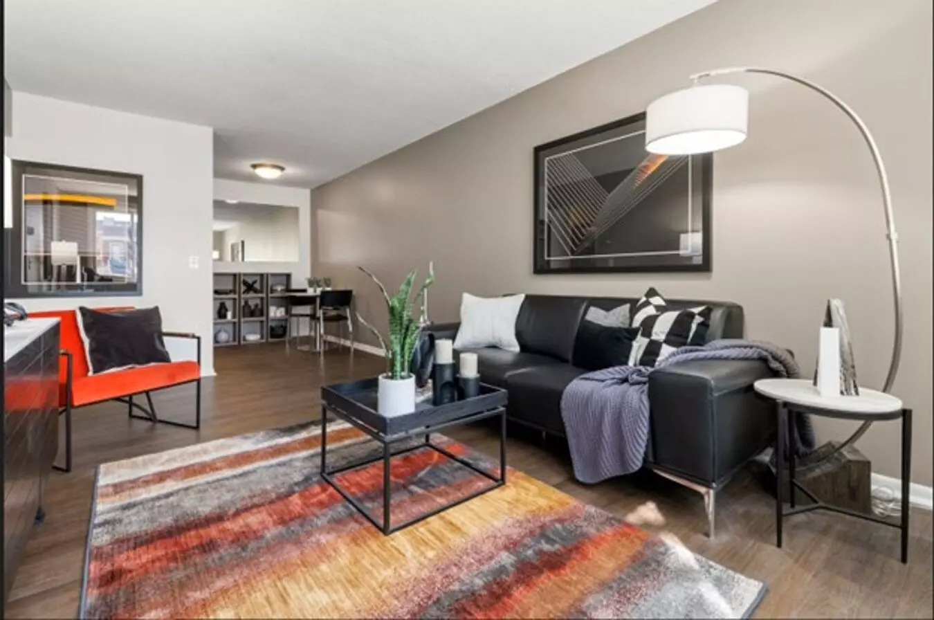 Uptown Square Apartment for rent in Minneapolis, MN
