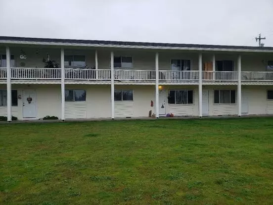 R65 Apartment for rent in Elma, WA