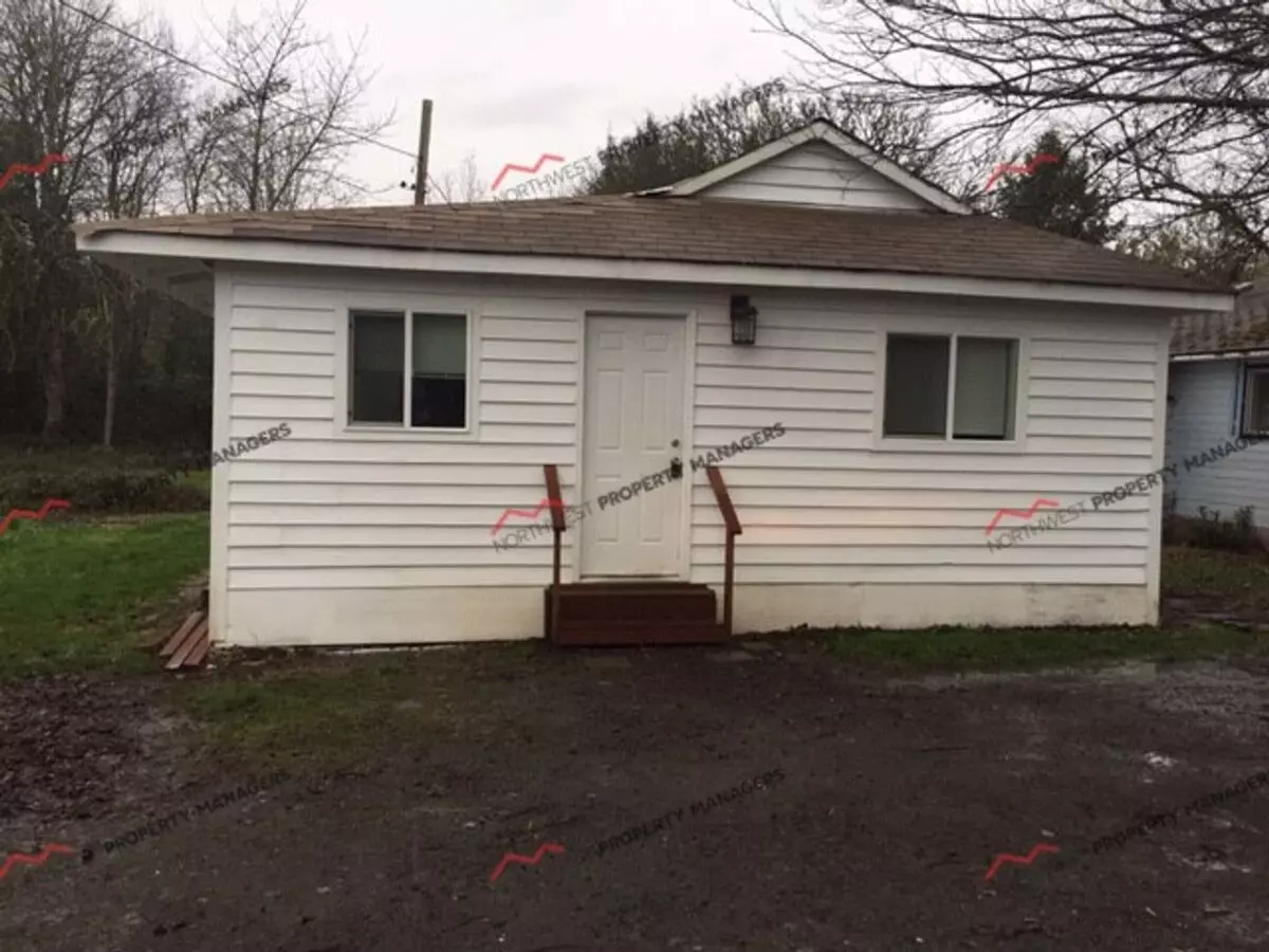 Status:available R258a | $1095 House for rent in Salkum, WA