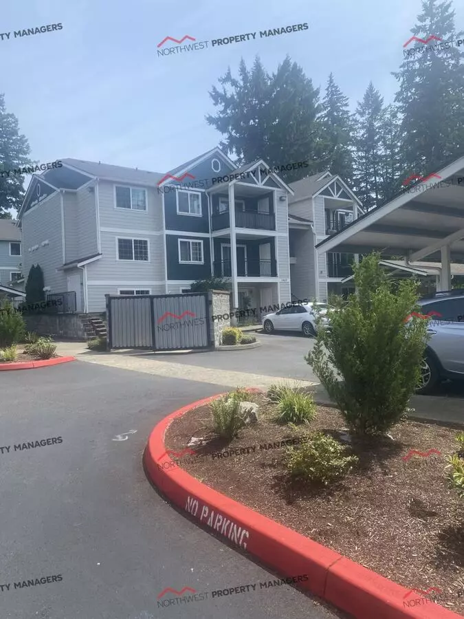 Status: Available | R202 | $1995 + $100 Flat Rate W/s Apartment for rent in Olympia, WA
