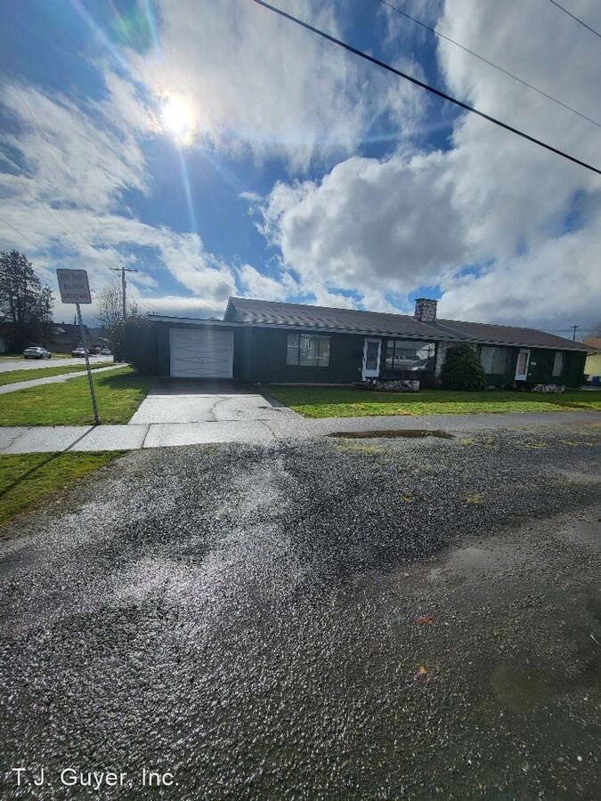 365377 SW McFadden Chehalis, WA Apartment for Rent