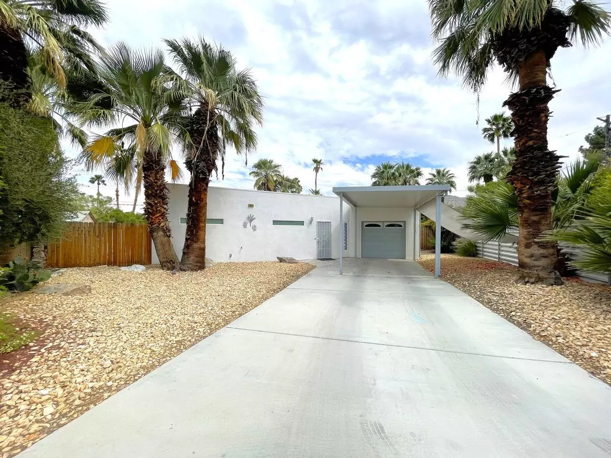 Available Now!!! Recently Updated 2 Bed / 2 Bath + Den Home In Palm Desert! House for rent in Palm Desert, CA
