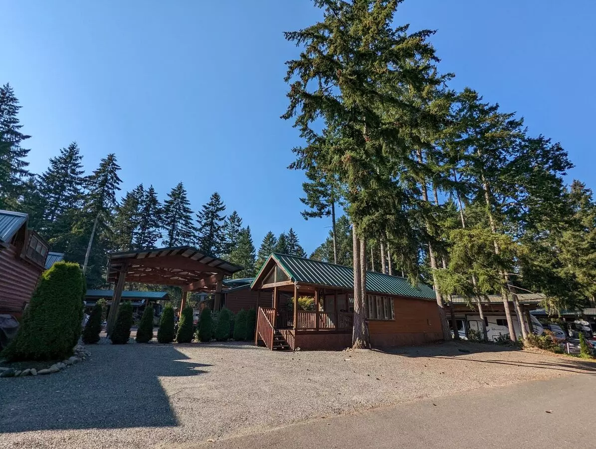 Cozy Cabin House for rent in Olympia, WA