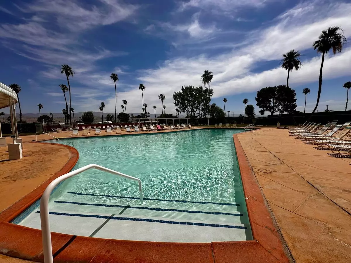 Available Now!! 2 Bed 2 Bath Home In Thousand Palms! 55+ Community House for rent in Thousand Palms, CA