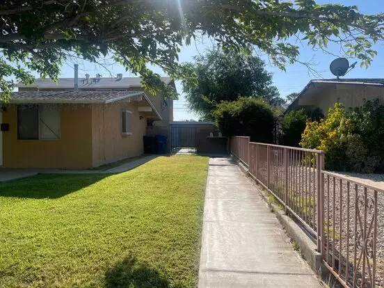 Av T 45440 - 45444 Apartment for rent in Lancaster, CA