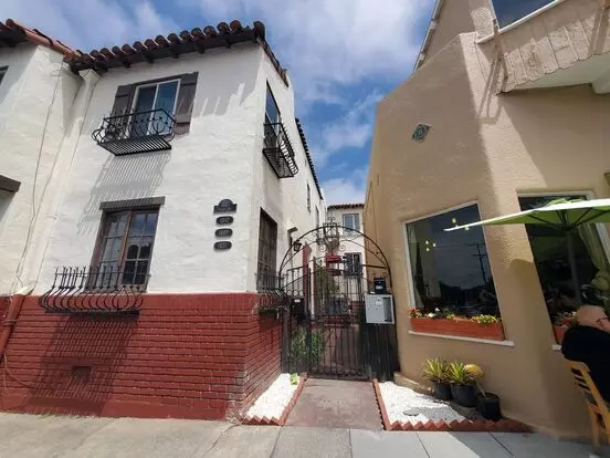 Charming 1 Bedroom/1 Bath Apartment For Rent Apartment for rent in Berkeley, CA