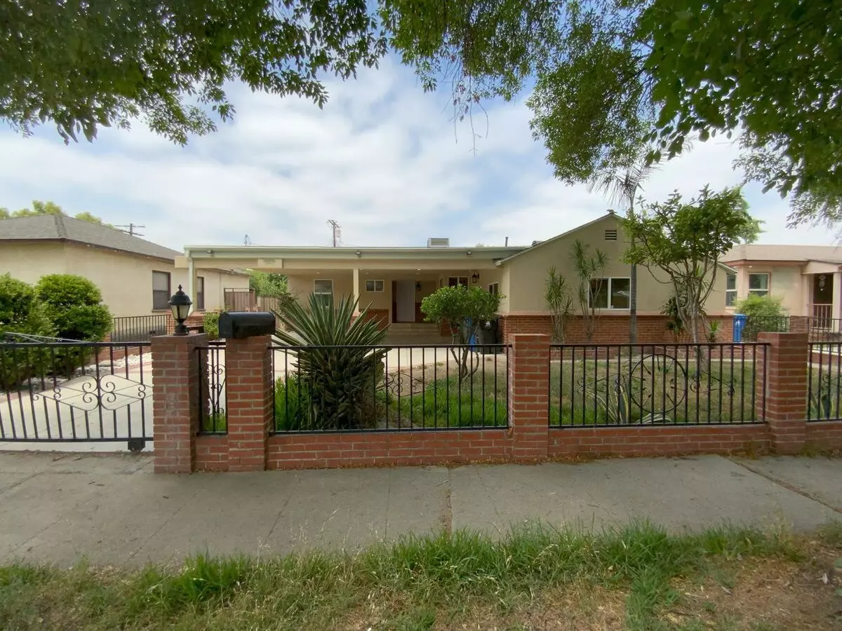 Charming 4-bedroom Home On A Beautiful Tree-lined Street – A Must-see Rental! House for rent in Reseda, CA