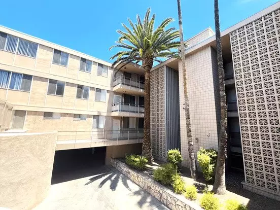 Riverside Penthouse With Views! Available Now! Apartment for rent in Riverside, CA