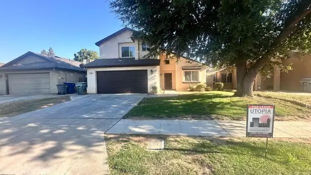 Must See! 3 Bedroom, 2 Bathroom Located In Desirable Northwest Neighborhood Of Fresno, Ca Apartment for rent in Fresno, CA
